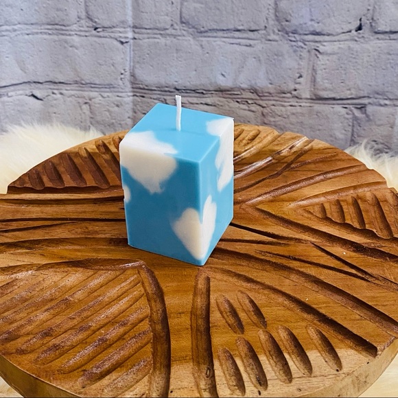 Blue Sky with White Clouds Scented Candle High End Specail Order 6oz - Picture 1 of 6